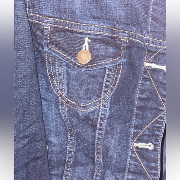 American Eagle Women’s jean jacket - Picture 2 of 4